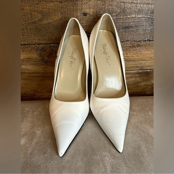 Classic Pumps by Midnight Velvet - Picture 5 of 9